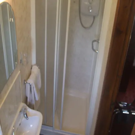 Bed & Breakfast Dawn House Kilmeaden