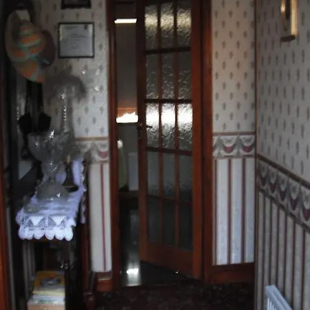 Bed & Breakfast Dawn House 4*