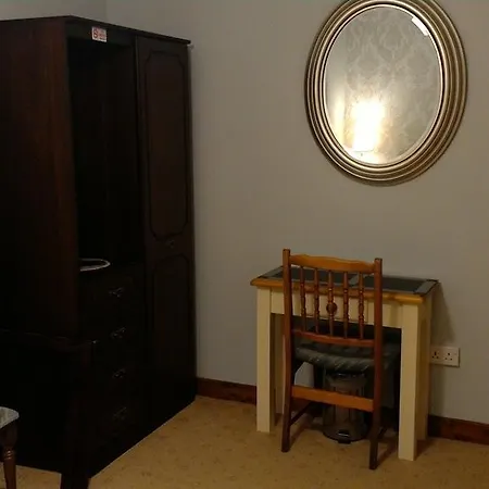 Dawn House Bed & Breakfast 4*