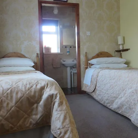 Dawn House B&B Bed & Breakfast 4*