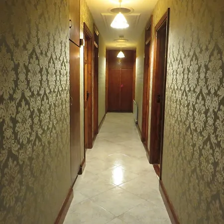 Bed & Breakfast Dawn House 4*