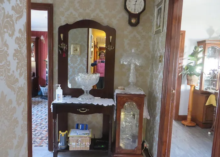 Bed & Breakfast Dawn House 4*